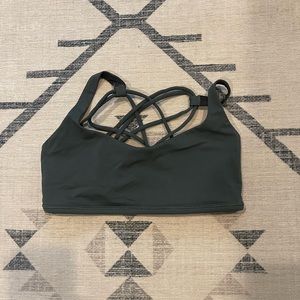 Lululemon bra